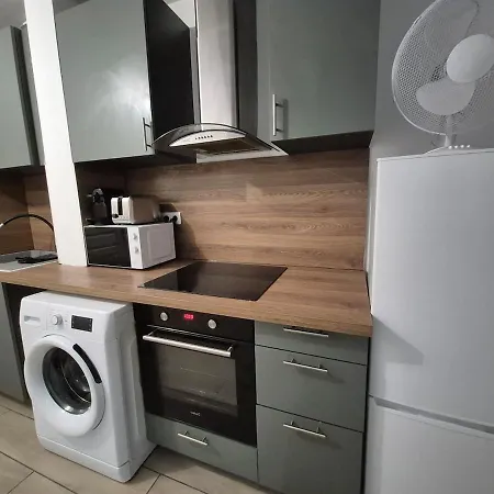 T2 Le Spacieux - Parking Prive - 4pers - Equipe Apartmán